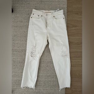 Levi’s White Straight Wedgie Jean